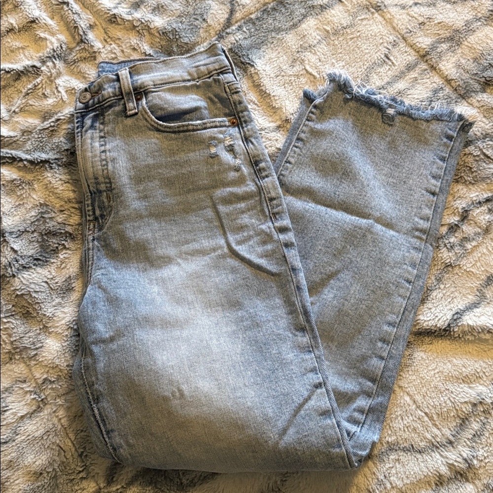 Women's Light Blue Jeans
